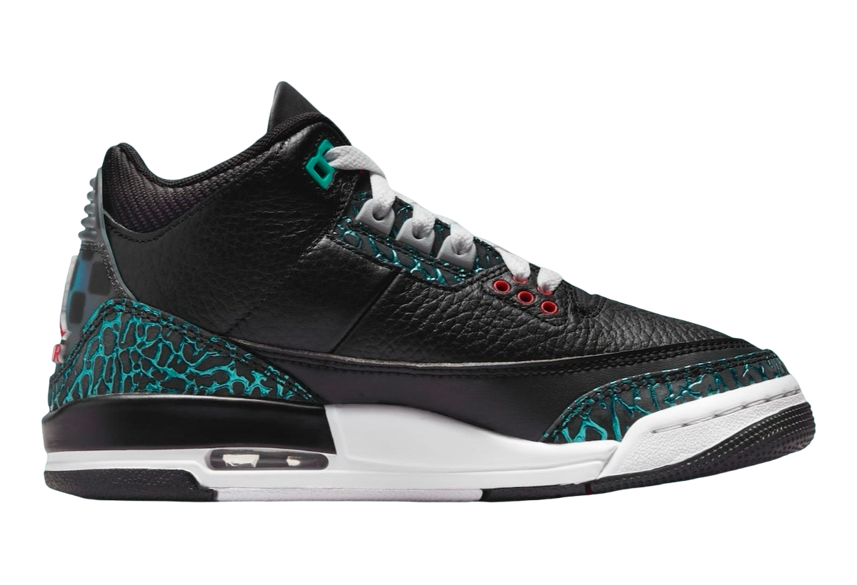 Boys Air Jordan 3 Retro "Moto"